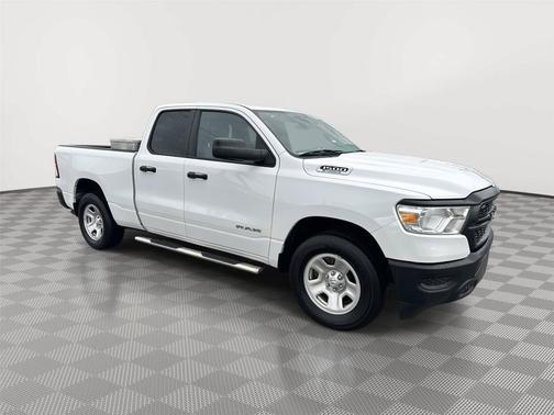 Bright White Clearcoat 2022 RAM 1500 Tradesman