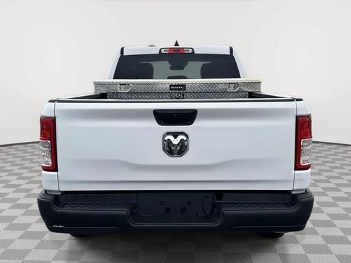 Bright White Clearcoat 2022 RAM 1500 Tradesman