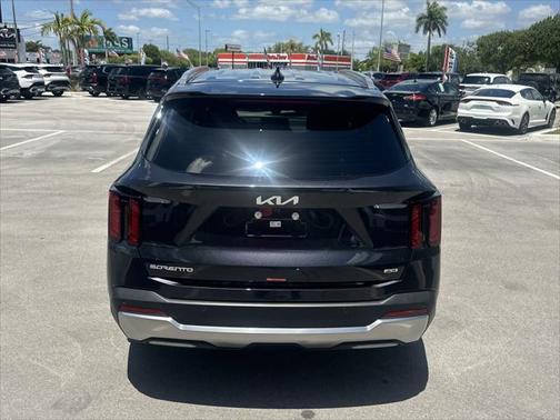 2025 Kia Sorento S