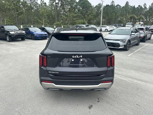 2025 Kia Sorento SX