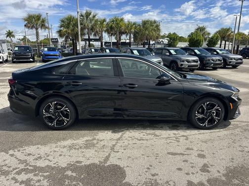 Aurora Black Pearl 2026 Kia K5 GT-Line FWD