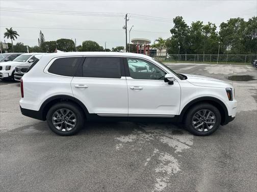 2025 Kia Telluride LX