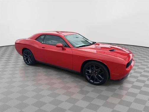 2021 Dodge Challenger SXT