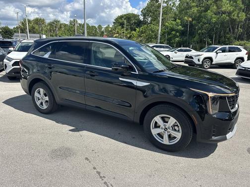 2026 Kia Sorento LX