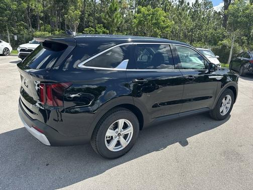 2026 Kia Sorento LX