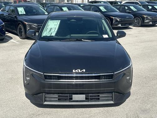 2025 Kia K4 EX