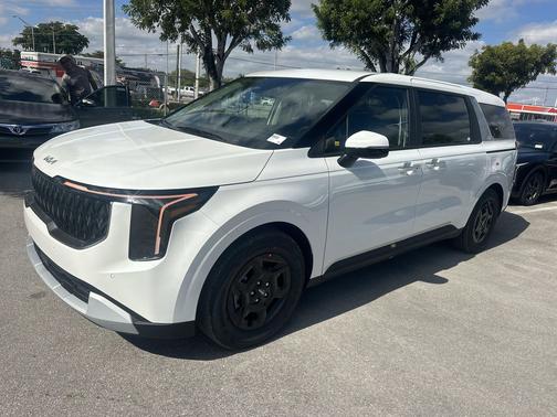 2026 Kia Carnival LX