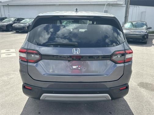 2023 Honda Pilot 2WD EX-L 8 Passenger