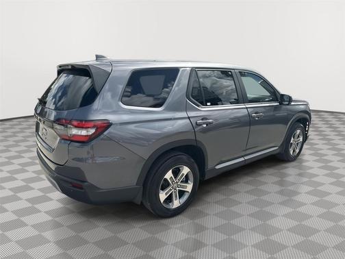 2023 Honda Pilot 2WD EX-L 8 Passenger