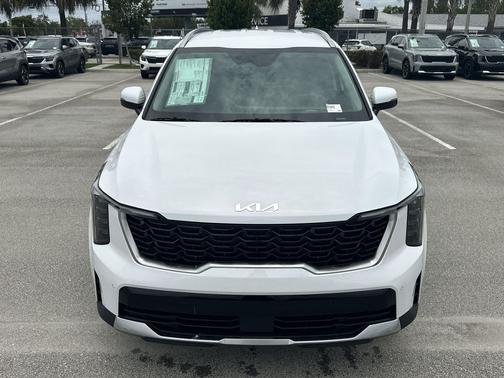 Glacial White Pearl 2026 Kia Sorento S