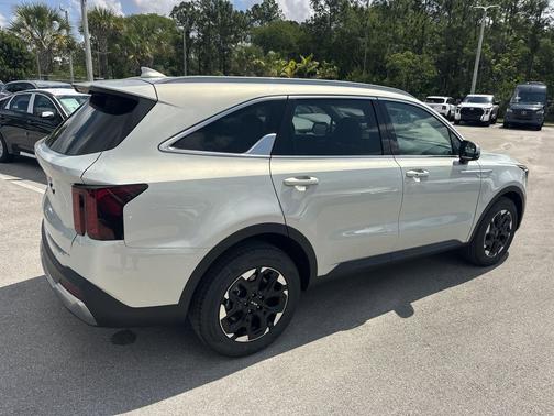 Ivory Silver 2026 Kia Sorento S
