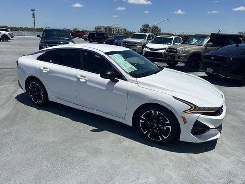 2023 Kia K5 GT-Line