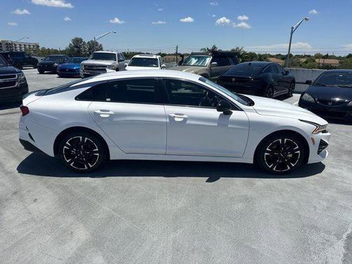 2023 Kia K5 GT-Line