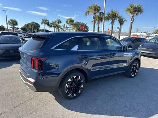 2025 Kia Sorento SX