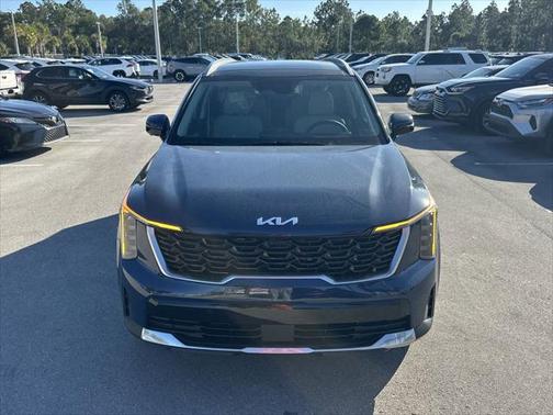 2025 Kia Sorento SX