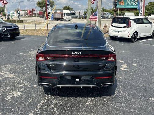 2023 Kia K5 GT-Line