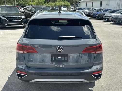 2023 Volkswagen Taos 1.5T SE