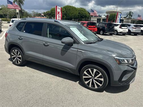 2023 Volkswagen Taos 1.5T SE