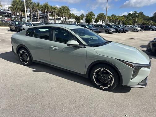 2025 Kia K4 EX
