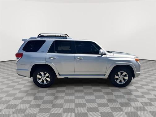 Classic Silver Metallic 2013 Toyota 4Runner SR5