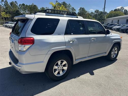Classic Silver Metallic 2013 Toyota 4Runner SR5