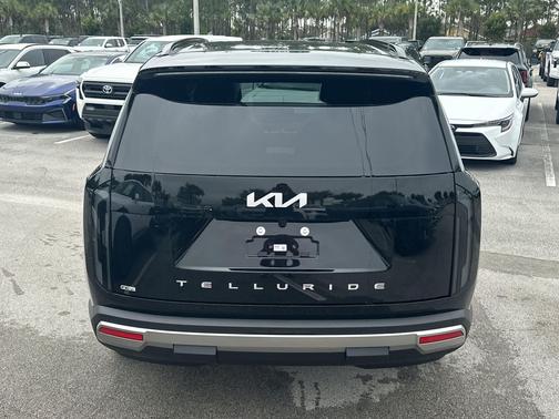 Ebony Black 2027 Kia Telluride Hybrid EX