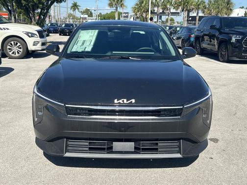 2025 Kia K4 EX