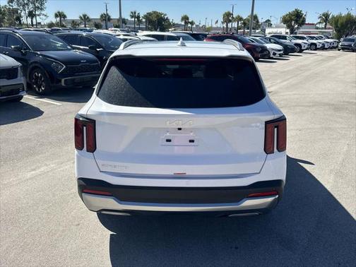 2025 Kia Sorento S