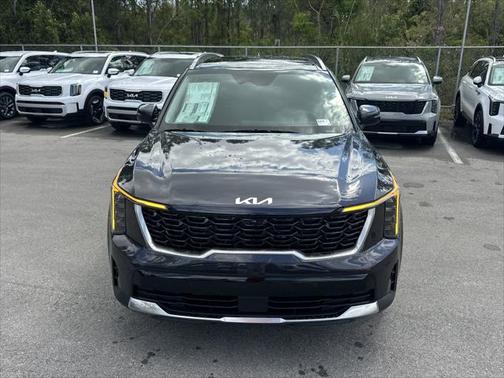 2025 Kia Sorento SX