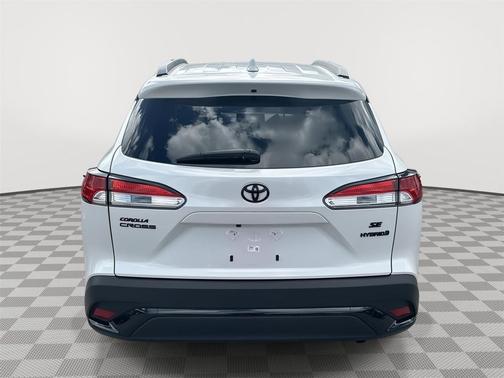 2024 Toyota Corolla Hybrid SE