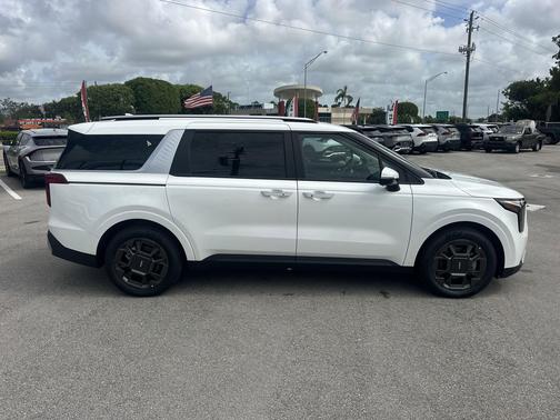 2025 Kia Carnival Hybrid EX