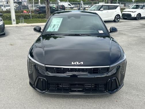 2025 Kia K4 GT-Line Turbo