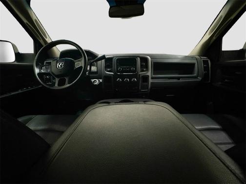 2018 RAM 2500 Tradesman Crew Cab 4x4 8' Box