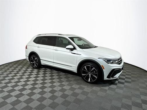 2022 Volkswagen Tiguan 2.0T SEL R-Line 4MOTION