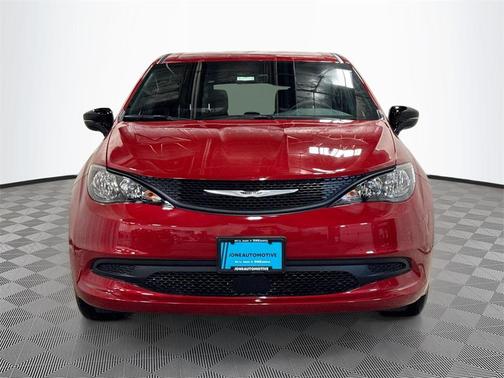 2026 Chrysler Voyager LX