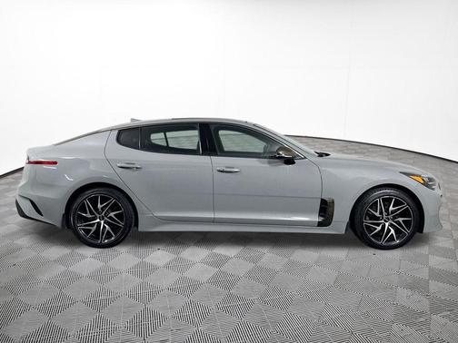 Ceramic Silver 2022 Kia Stinger GT-Line