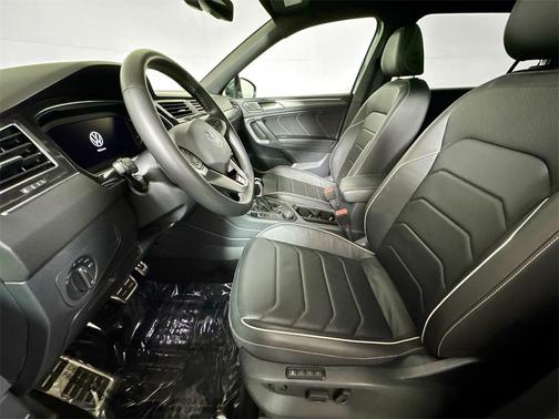 2023 Volkswagen Tiguan 2.0T SEL R-Line 4MOTION