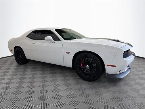 2015 Dodge Challenger SRT 392