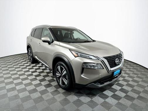 2022 Nissan Rogue SL