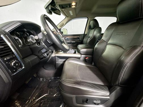 2016 RAM 3500 Laramie