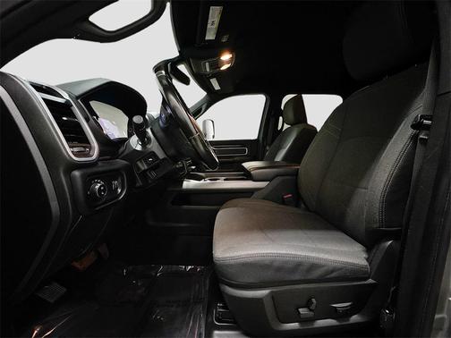 2022 RAM 2500 Big Horn Crew Cab 4x4 6'4' Box