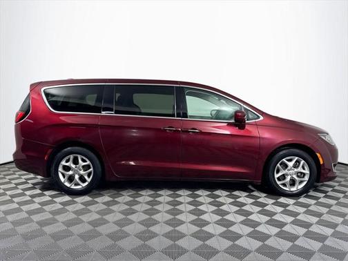 2019 Chrysler Pacifica Touring Plus
