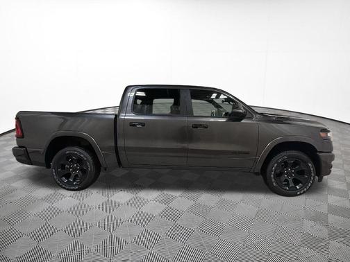 Granite Crystal Metallic Clearcoat 2026 RAM 1500 Big Horn/Lone Star