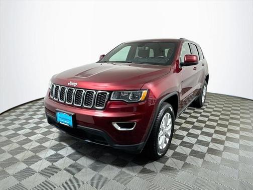 2022 Jeep Grand Cherokee Laredo