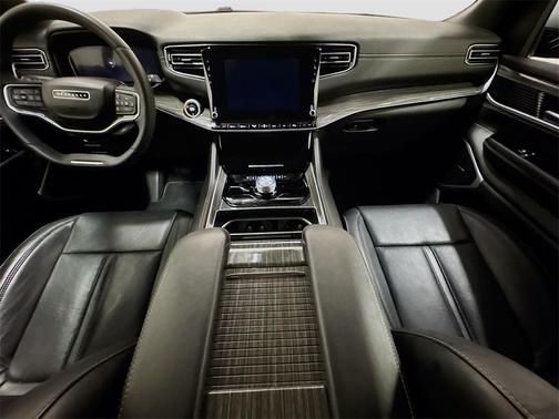2022 Jeep Wagoneer Series II 4x4