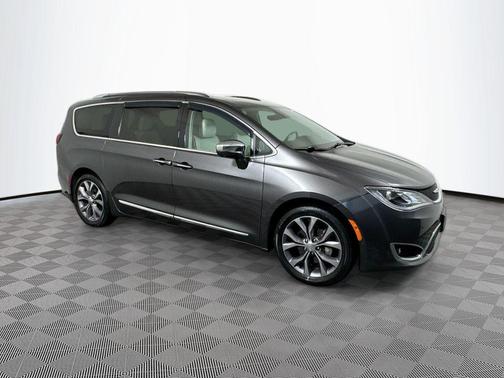 2019 Chrysler Pacifica Limited