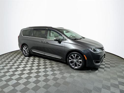 2019 Chrysler Pacifica Limited