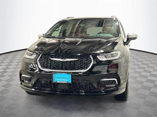 2026 Chrysler Pacifica L