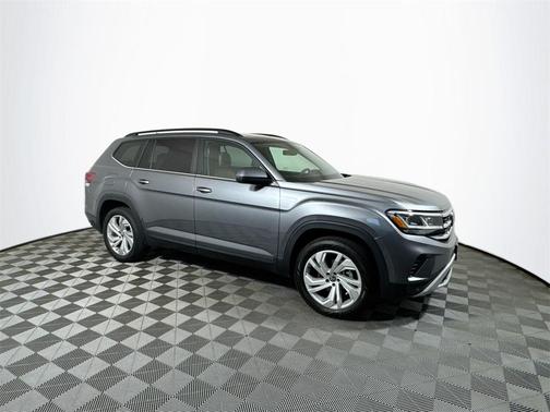 2022 Volkswagen Atlas 3.6L SE w/Technology