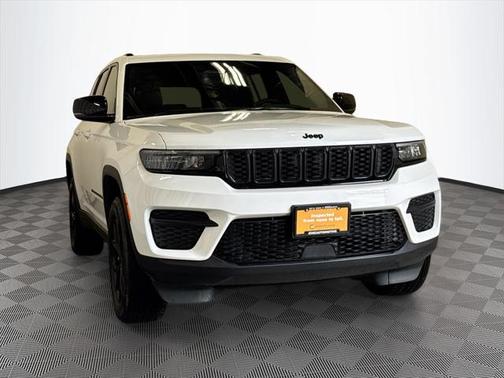 2024 Jeep Grand Cherokee Altitude